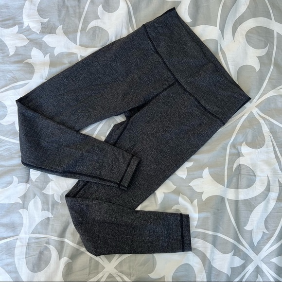 Grey Lululemon Full Length Leggings - Picture 1 of 7